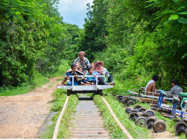 7__Bamboo_Train.jpg